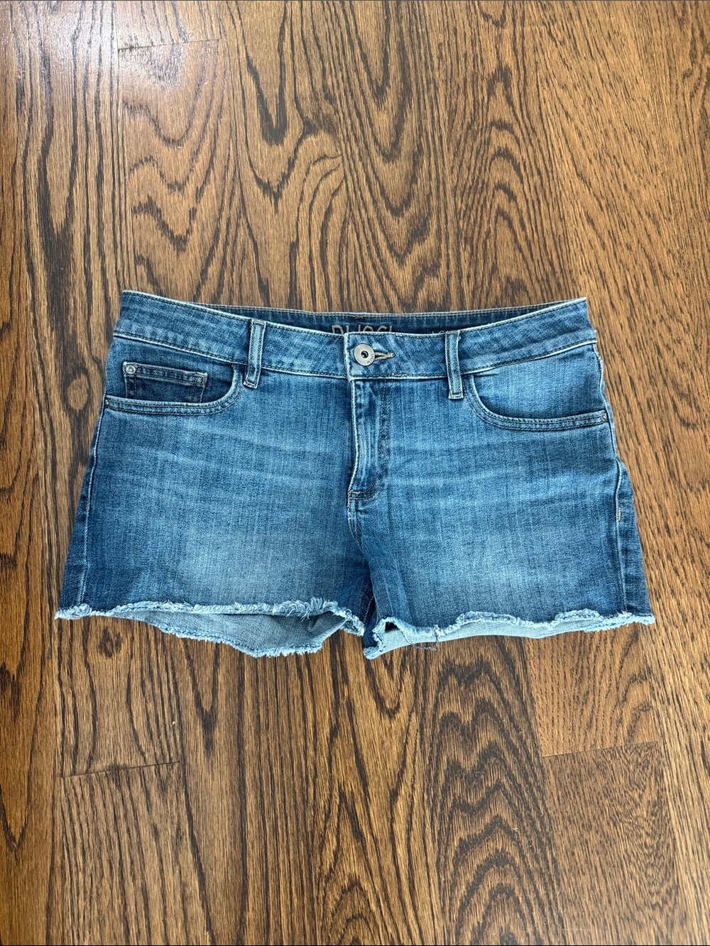 DL1961 Women's Medium Blue Denim Cutoff Shorts